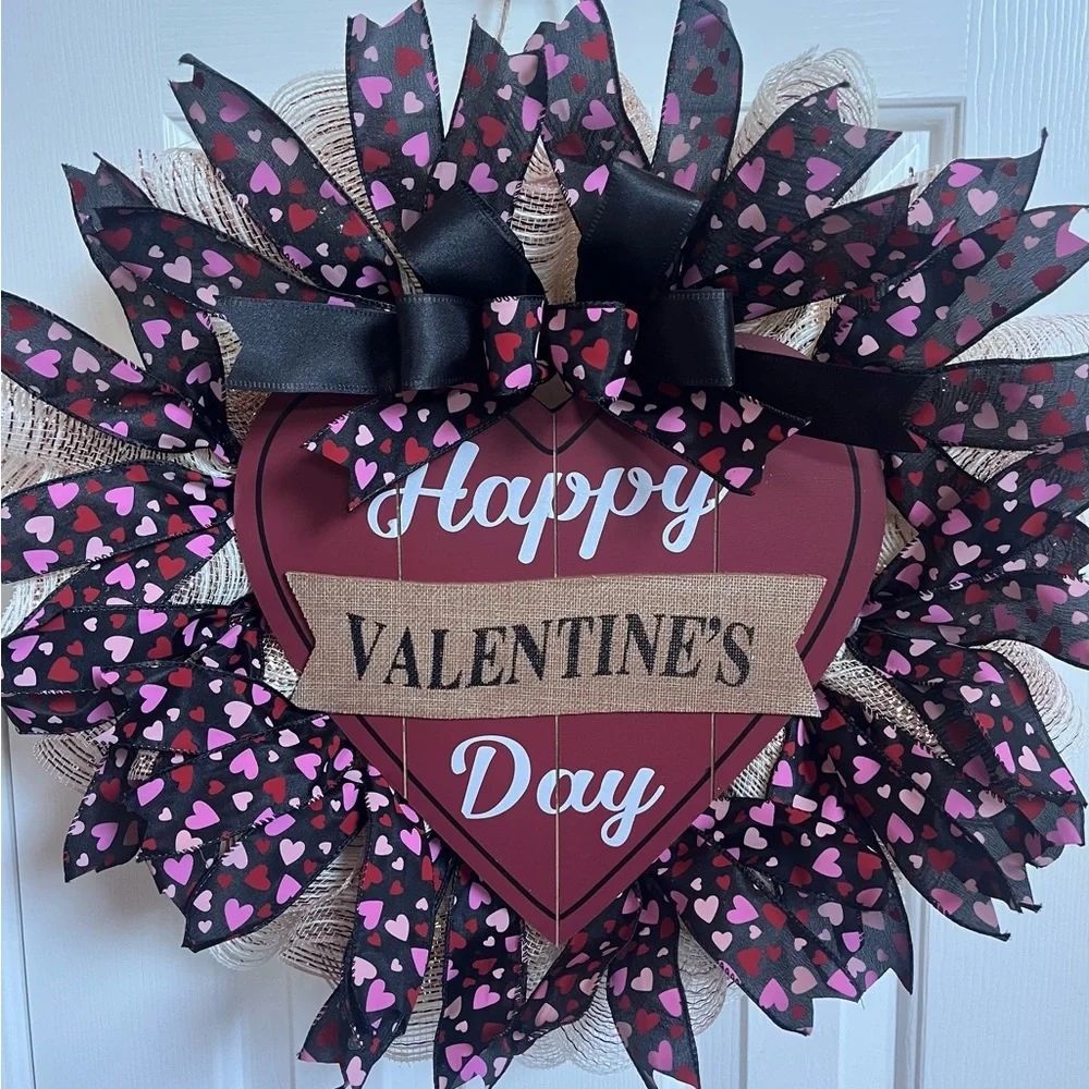 Happy Valentines Day Heart Shaped Wreath 22” Pink Red Black Indoor Or Outdoor